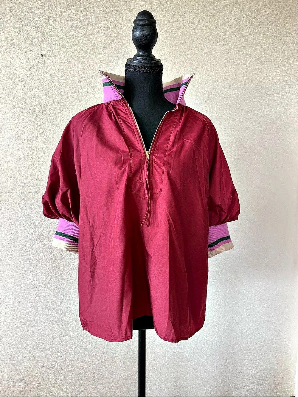 Womens Entro puff sleeve blouse size M